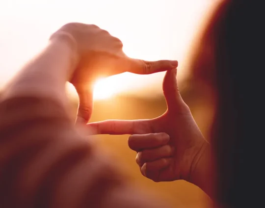 photography-composition-frame-feature